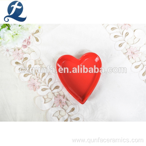 High Wear Resistance Odorless Ceramic Heart Shaped Dish